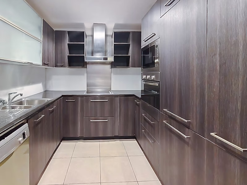 Stunning 1BR with Elegant Finishes | Porto - Photo 4