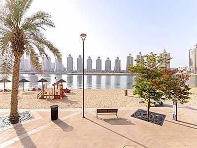 شاليه | شبه مفروش من غرفتي نوم في فيفا بحرية | اللؤلؤة - قطر