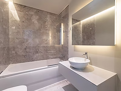 PANORAMIC SEA VIEW | BRAND NEW HIGH-FLOOR 3BR+MAID'S | SEEF LUSAIL DISTRICT