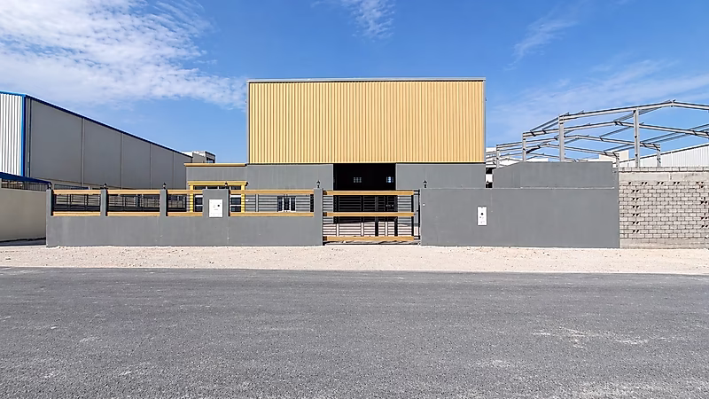 FOOD WAREHOUSE FOR SALE – PRIME OPPORTUNITY - Photo 1