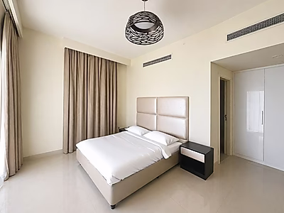 ONE MONTH FREE! MODERN ELEGANCE 2BR APARTMENT | WATERFRONT