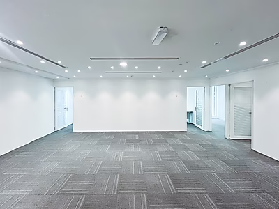 FULLY FITTED 125 SQM OFFICE LUSAIL | HOT DEAL