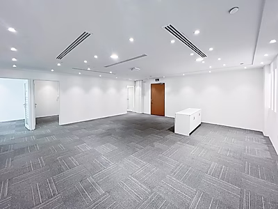 FULLY FITTED 125 SQM OFFICE LUSAIL | HOT DEAL