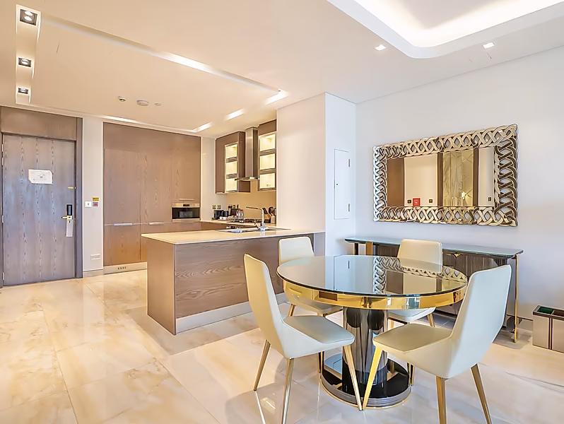 LUXURY LIVING | FURNISHED 1BR APARTMENT | NEAR VENDOME MALL - Photo 4