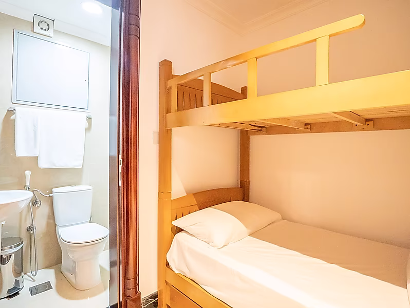 LUXURIOUS 3BR+MAID FURNISHED APARTMENT | WEST BAY - Photo 3