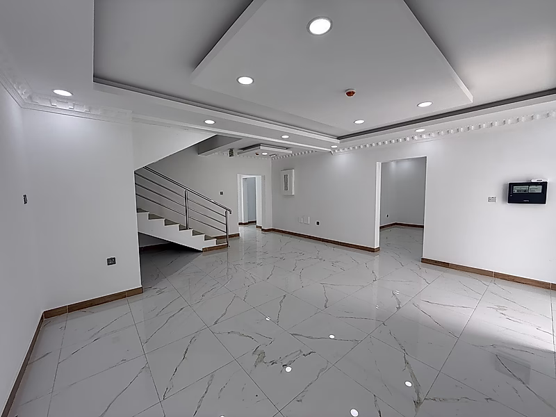 Premium 1200 Sqm Commercial Villa for rent - Photo 5