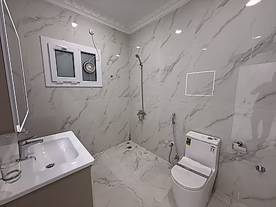 Premium 1200 Sqm Commercial Villa for rent