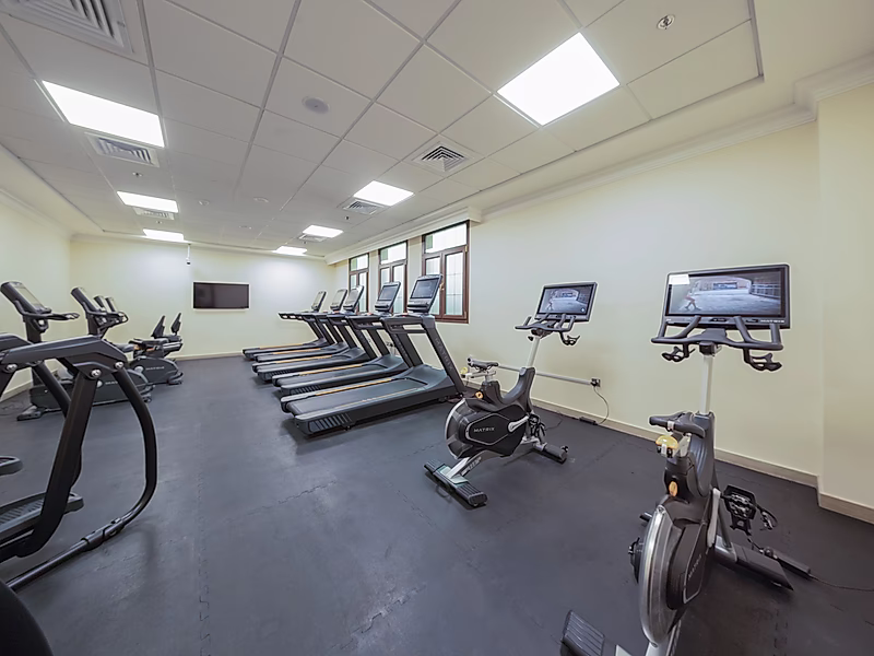 F-Fitted Gym Space in a Hotel Ready to Operate - Photo 5