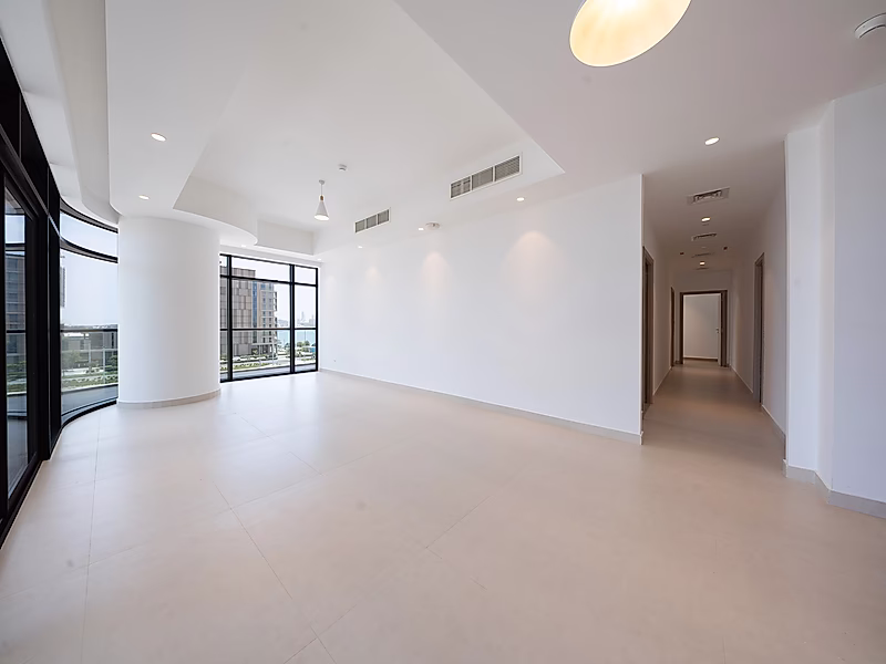 SPECIAL OFFER! BRAND NEW 3-BR + MAID APARTMENT | WATERFRONT - Photo 2