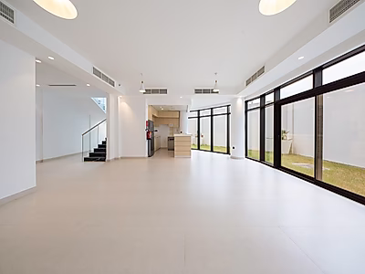 BRAND NEW! 4BR + M DUPLEX APARTMENT | WATERFRONT