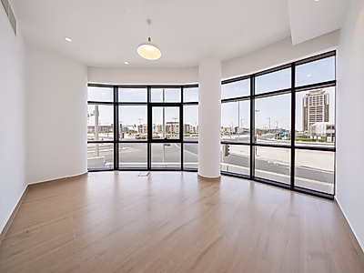 BRAND NEW! 4BR + M DUPLEX APARTMENT | WATERFRONT