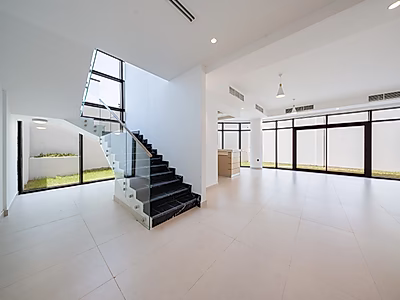 BRAND NEW! 4BR + M DUPLEX APARTMENT | WATERFRONT