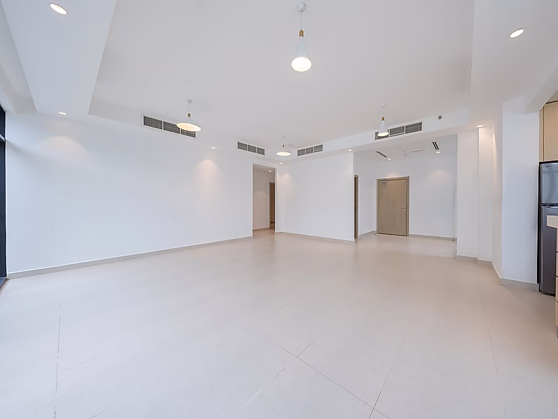 BRAND NEW! 4BR + M DUPLEX APARTMENT | WATERFRONT - Photo 7