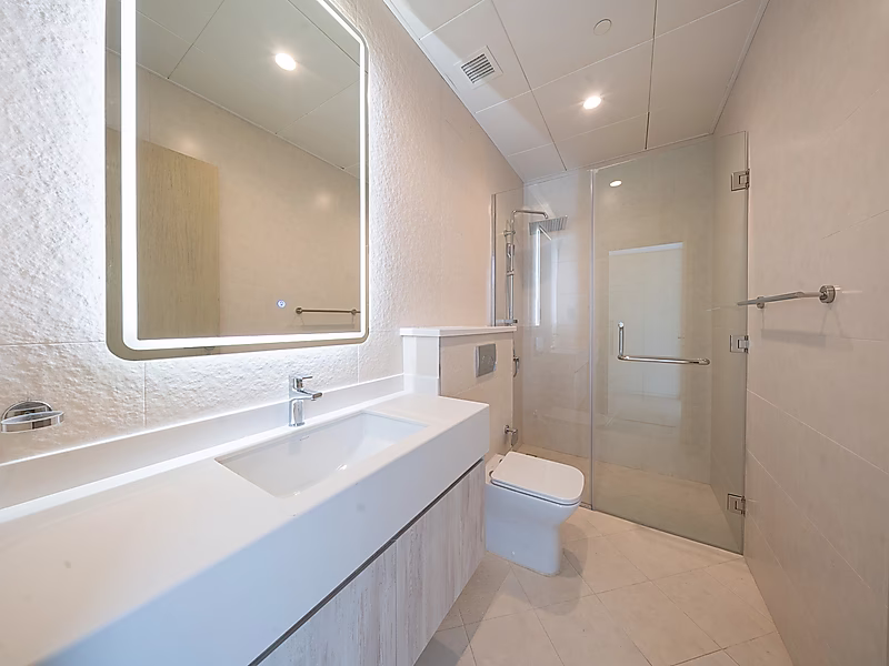 BRAND NEW! 4BR + M DUPLEX APARTMENT | WATERFRONT - Photo 20