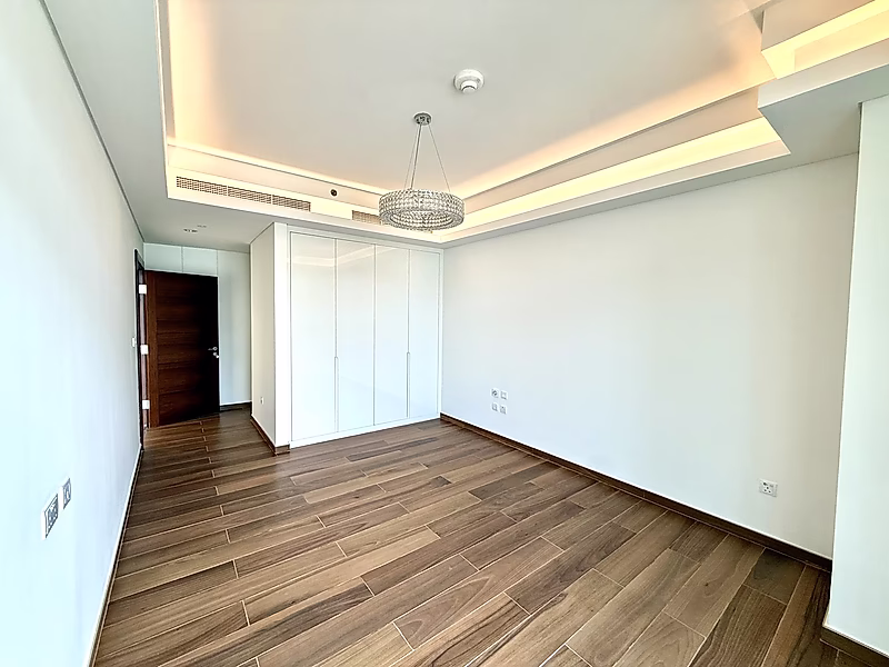 Luxury 1BR Apartment | Crystal Building, Gewan Island | Sea View | Bills Included - Photo 14