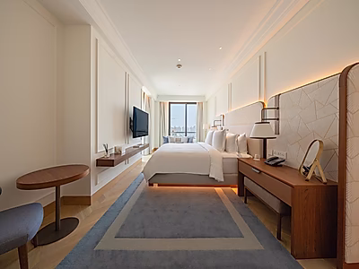 Luxurious 2BR + maid with Sea Views