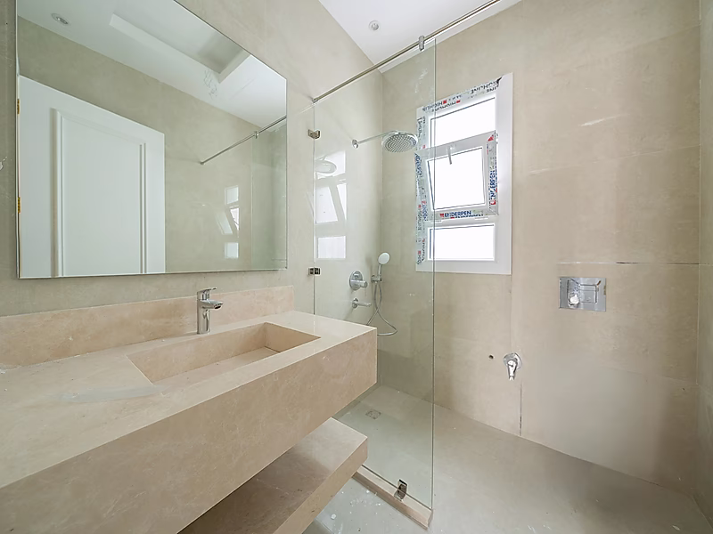 Luxury Standalone Villa | 8 Bedrooms + Maid + Driver Room | Al Thumama | Ready to Move In - Photo 8