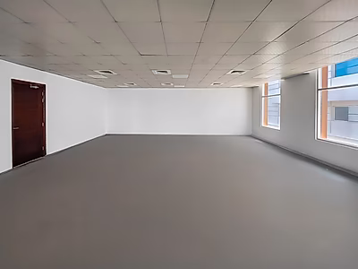 Corner Office with Sea & City Views | Al Corniche