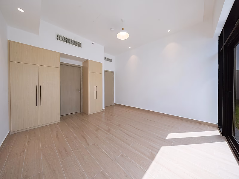 BRAND NEW! 3BR + M DUPLEX APARTMENT | WATERFRONT - Photo 5
