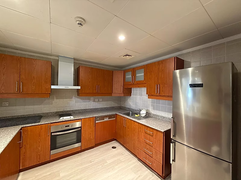 Amazing Fully Furnished 1BR | Huge Balcony Overlooking Pool | Porto Arabia | Bills Included - Photo 6