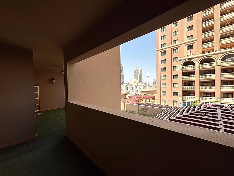 Amazing Fully Furnished 1BR | Huge Balcony Overlooking Pool | Porto Arabia | Bills Included - Photo 12