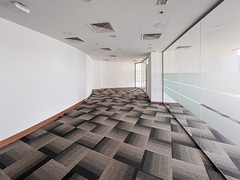 Modern Fully Fitted Office 201 SQM | City Views | West Bay - Photo 2