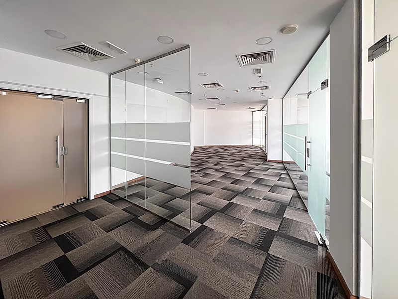 Modern Fully Fitted Office 201 SQM | City Views | West Bay - Photo 12