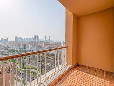 FOR RENT FF 1 BEDROOM WITH BALCONY