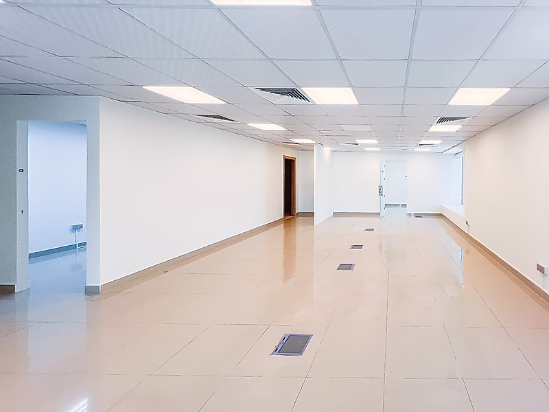 Fully Fitted 191 SQM Office |Rare Opportunity | West Bay - Photo 9