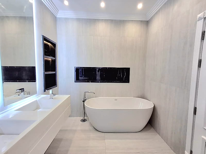 Luxury Villa with Palace-Level Finishing – Exceptional Living Experience - Photo 13