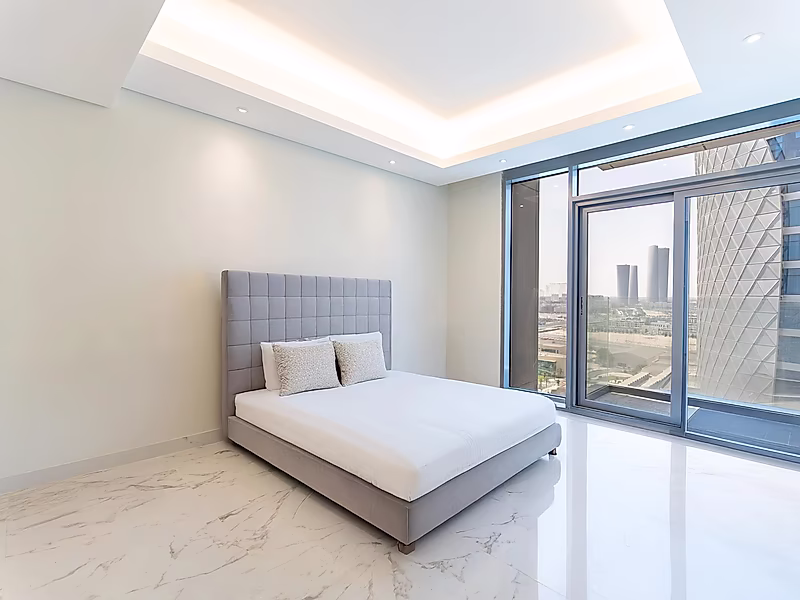 Luxurious 2BHK Apartment for Sale in Lusail Marina | High Floor | Fully Furnished | 5-Year Payment Plan - Photo 6
