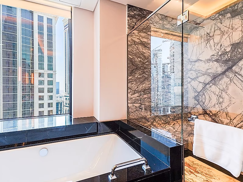 BILLS ON US! | SERVICED STUDIO APARTMENT IN WEST BAY - Photo 9