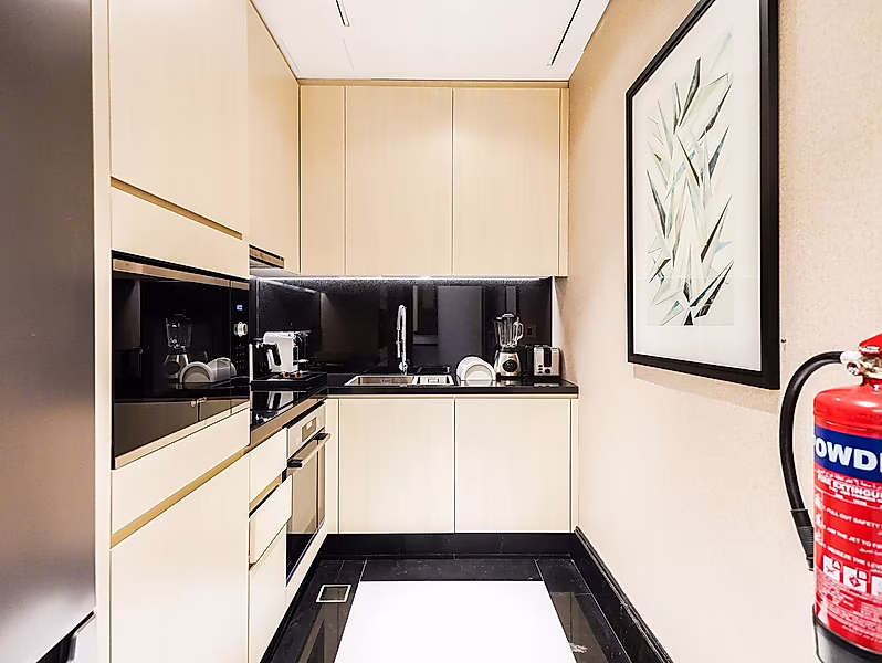 ALL INCLUDED | SERVICED STUDIO APARTMENT IN WEST BAY - Photo 2