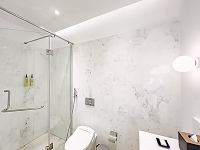 FULLY FURNISHED 4BR+MAID APARTMENT IN WEST BAY | BILLS INCLUDED