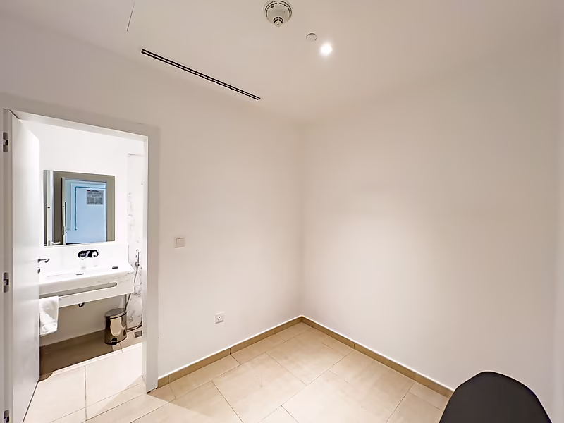 FULLY FURNISHED 4BR+MAID APARTMENT IN WEST BAY | BILLS INCLUDED - Photo 16