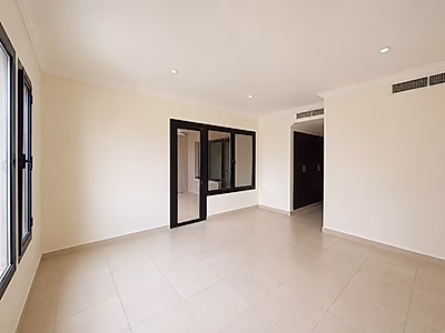 Hot deal! Attractive 1br SF apartment | porto