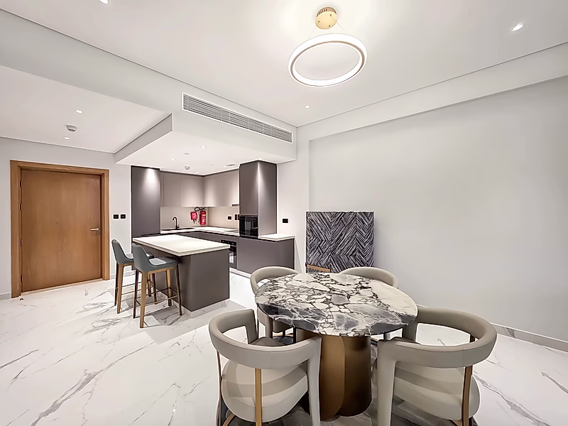 Elegant 1-Bedroom Apartment with Stunning Views | Flexible Monthly Payment Plan - Photo 4