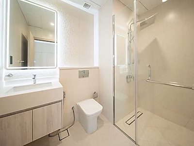 BRAND NEW 1-BR + OFFICE W/ BALCONY | WATERFRONT