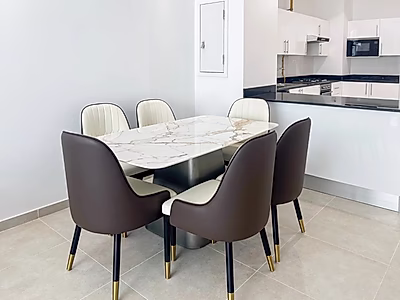 Luxury 2 Bedroom large layout in murano marina | Canal view