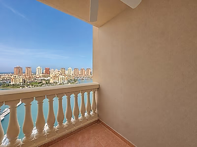 One-of-a-Kind 1 Bedroom in Porto Arabia | Direct Full Marina Views - Tittle Deed Ready