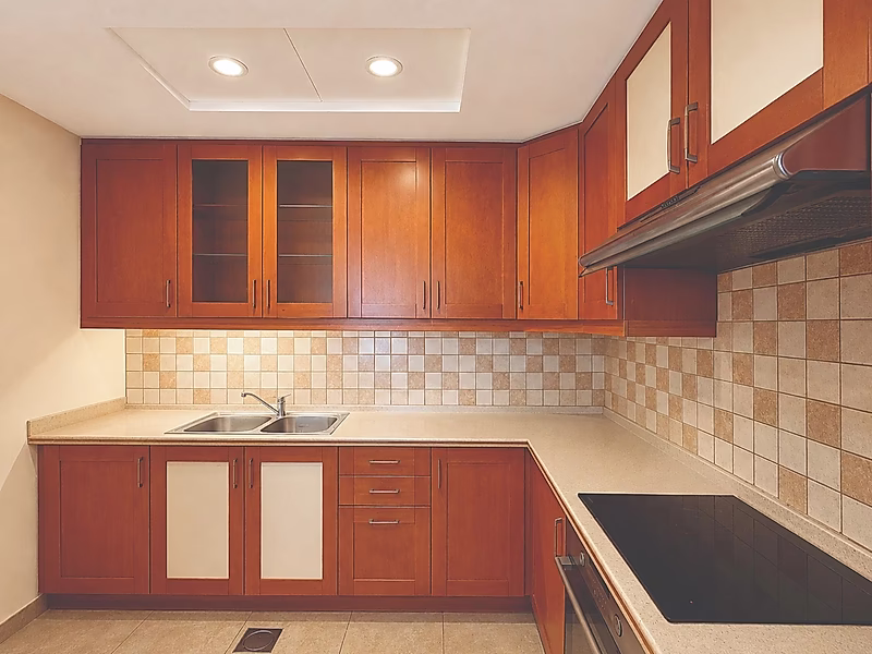 1 BR Fully Furnished in Porto Arabia - Photo 8