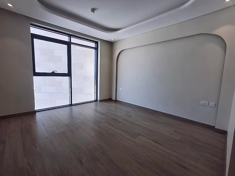 Luxury Apartment | Stylish Living Spaces - Photo 6