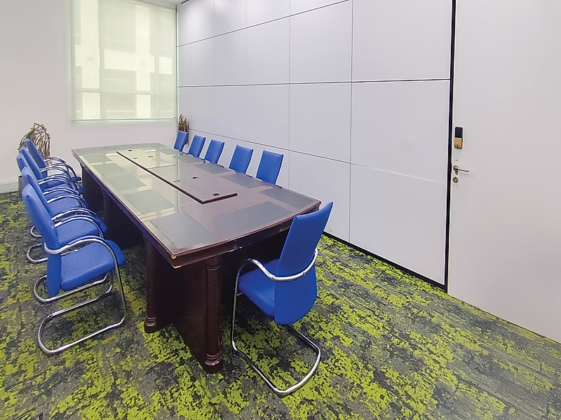 Luxury Commercial Building for Rent - Photo 5