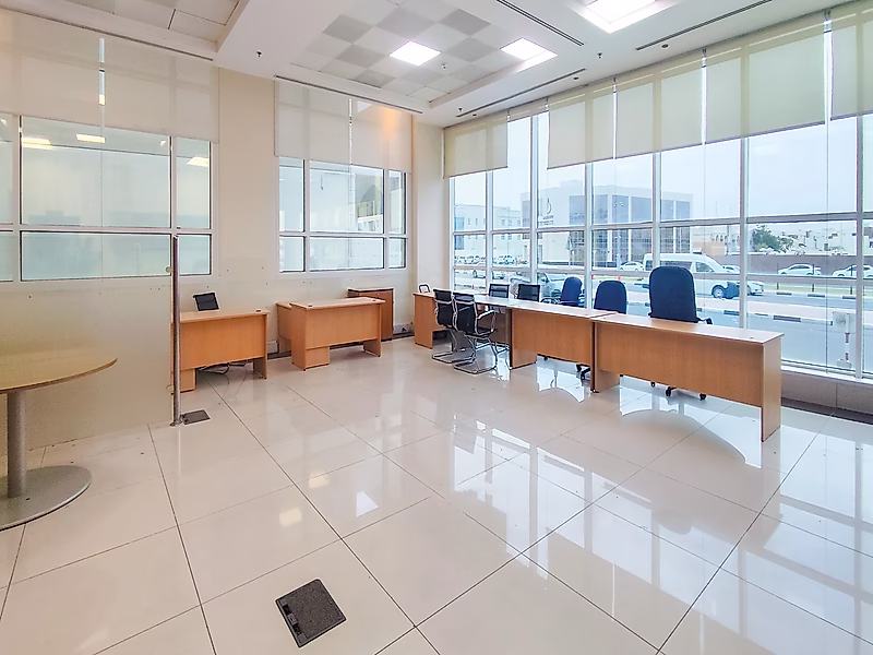 Luxury Commercial Building for Rent - Photo 13