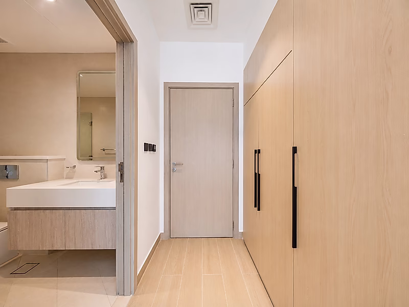 BRAND NEW! UNIQUE 2-BR + MAID | 140 SQM PRIVATE TERRACE - Photo 8
