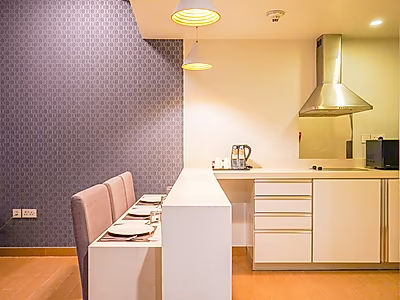 EXECUTIVE SERVICED STUDIO | ALL INCLUSIVE