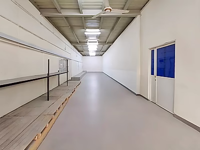 Warehouse for Rent in Old Industrial Area