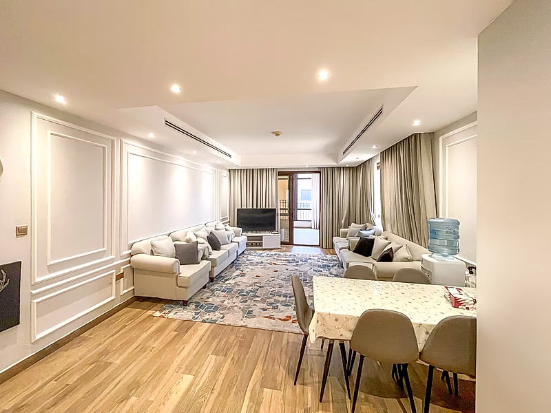 AMAZING DEAL | FURNISHED 1-BEDROOM SWITCHED IN 2BHK APARTMENT FOR SALE - Photo 2