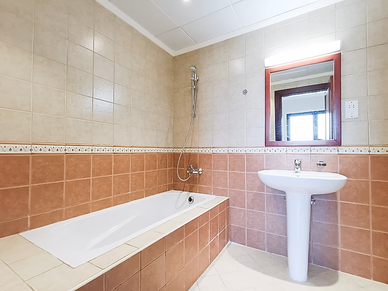 FULL MARINA VIEW | SEMI FURNISHED 3+MAID'S | PORTO ARABIA - Photo 36