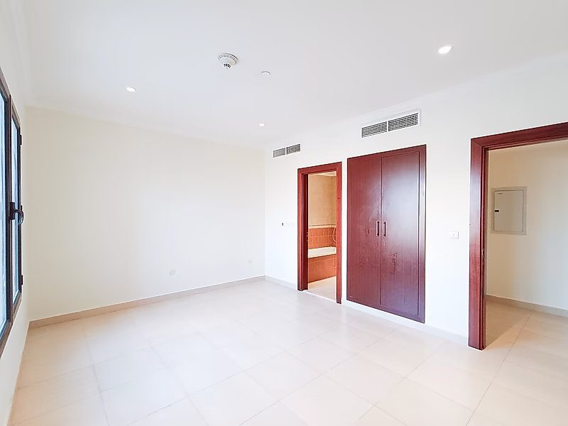 FULL MARINA VIEW | SEMI FURNISHED 3+MAID'S | PORTO ARABIA - Photo 40